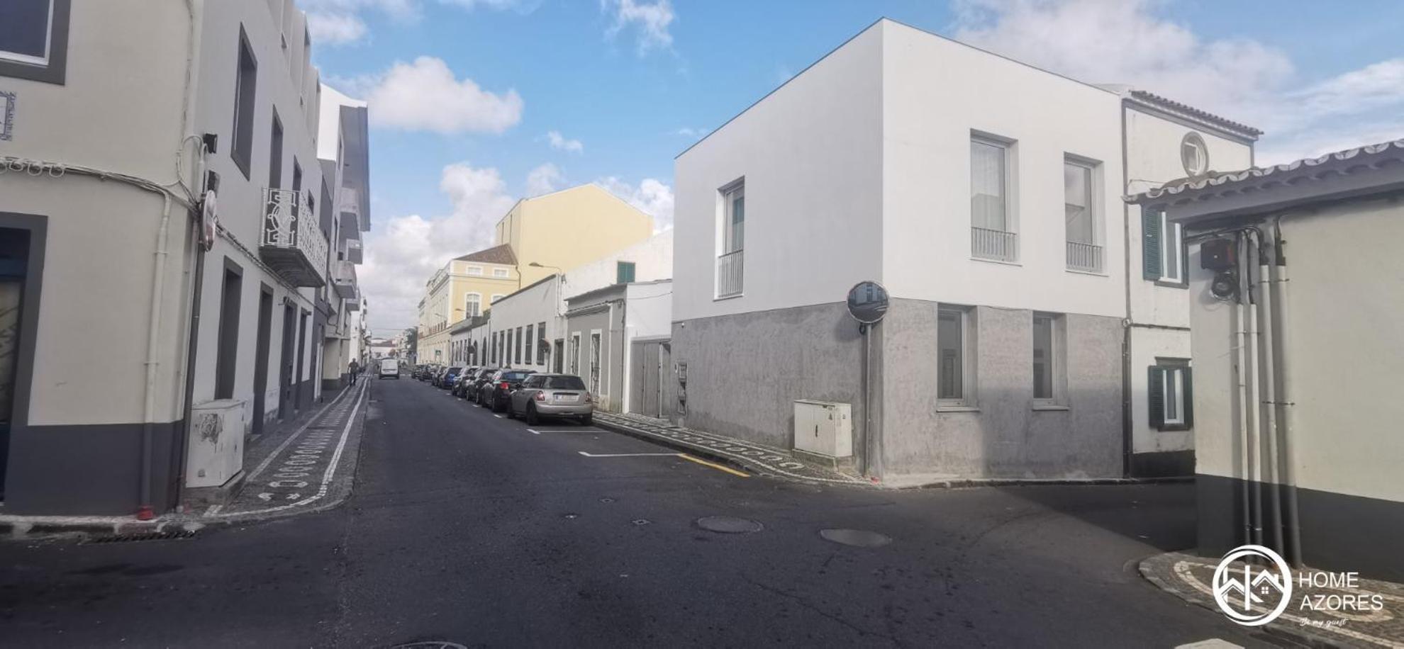 Azores - Lisboa House Downtown * Ponta Delgada (Sao Miguel)